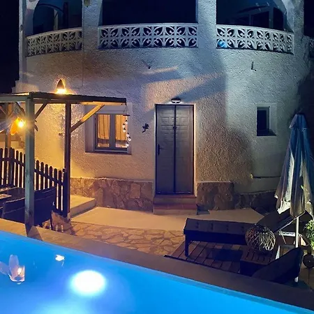 Apartament In Beautiful Chalet, Faz Jávea
