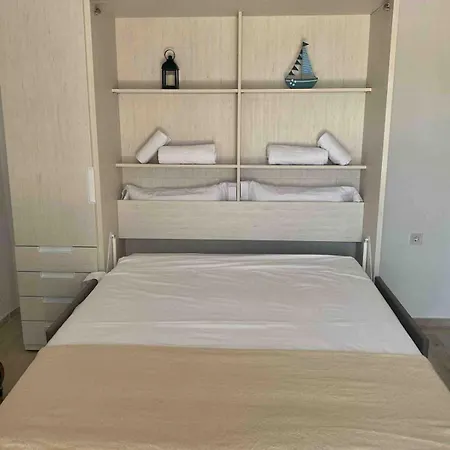In Beautiful Chalet, Faz Apartament