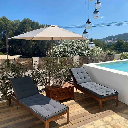 In Beautiful Chalet, Faz Apartament